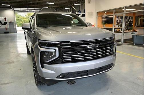 2026 Chevrolet Suburban High Country, 4WD