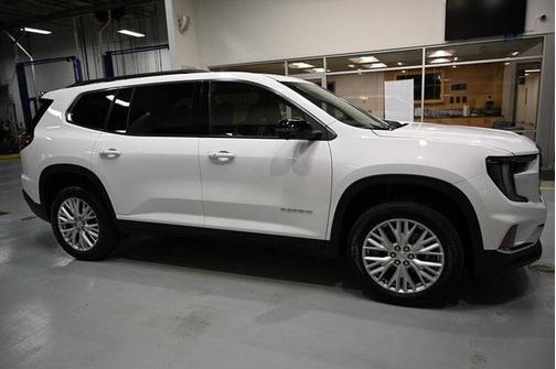 2026 GMC Acadia Elevation FWD