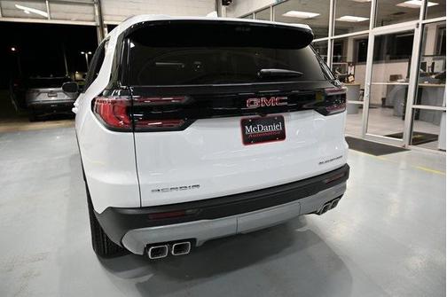 2026 GMC Acadia Elevation FWD