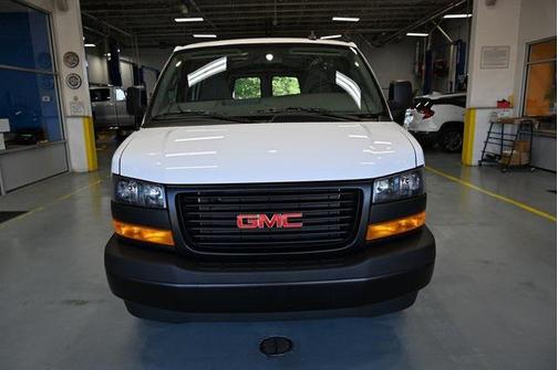 2025 GMC Savana 2500 RWD 3500 Extended Wheelbase Work Van