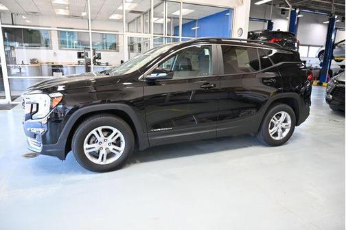 Ebony Twilight Metallic 2024 GMC Terrain SLE