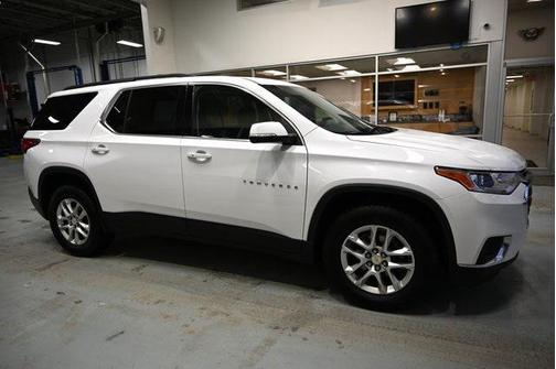 2021 Chevrolet Traverse LT Cloth