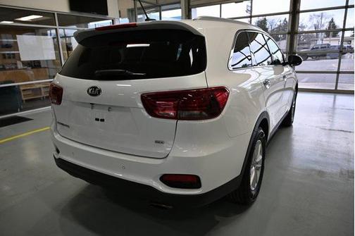 2020 Kia Sorento LX