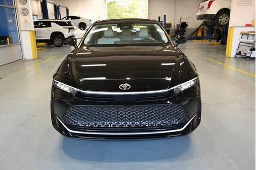 2024 Toyota Crown Limited