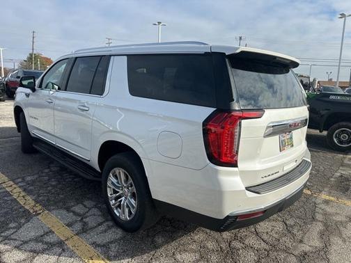 2021 GMC Yukon XL SLT