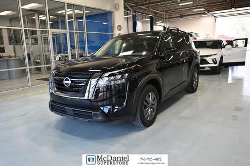 2025 Nissan Pathfinder SV 4WD