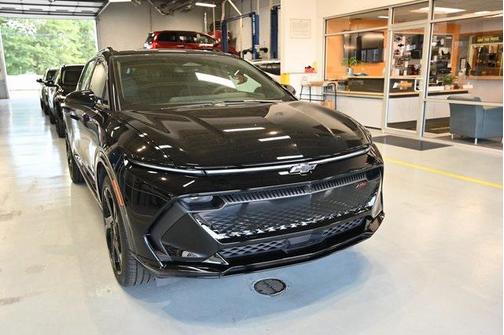 2025 Chevrolet Equinox EV RS