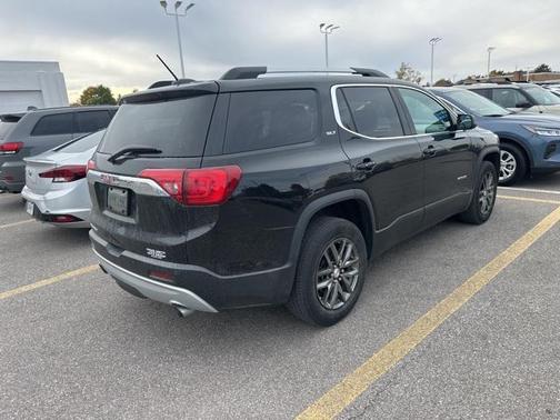2017 GMC Acadia SLT-1