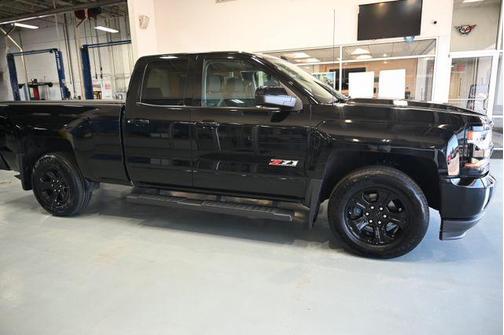 Black 2017 Chevrolet Silverado 1500 2LT