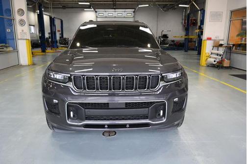 Baltic Gray Metallic Clearcoat 2021 Jeep Grand Cherokee L Overland