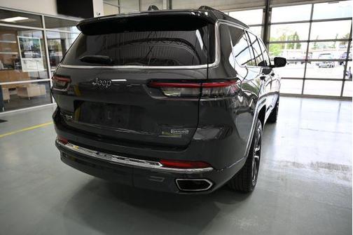 Baltic Gray Metallic Clearcoat 2021 Jeep Grand Cherokee L Overland