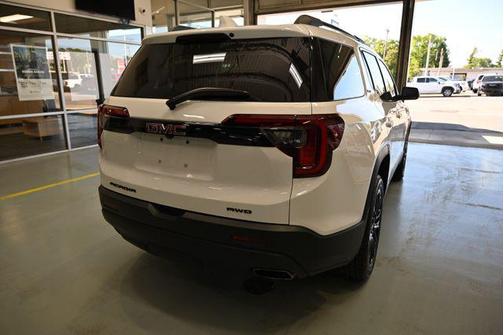 Summit White 2023 GMC Acadia AWD SLT