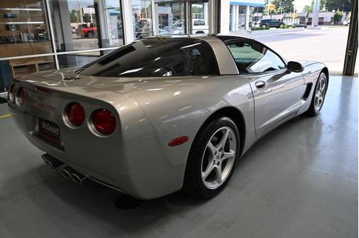 2000 Chevrolet Corvette Base