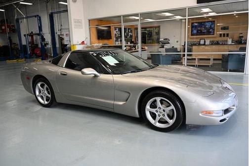 2000 Chevrolet Corvette Base