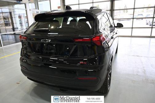 Mosaic Black Metallic 2027 Chevrolet Bolt RS