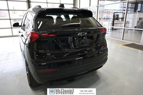 Mosaic Black Metallic 2027 Chevrolet Bolt RS