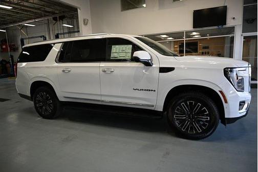 2026 GMC Yukon XL 4WD Elevation