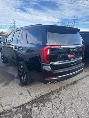 2026 GMC Yukon 4WD AT4