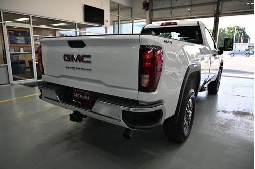2025 GMC Sierra 3500 Base