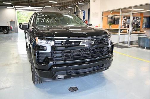 2025 Chevrolet Silverado 1500 RST