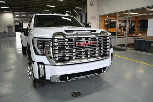 2026 GMC Sierra 3500 Denali