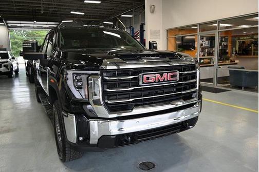 2026 GMC Sierra 2500 SLT