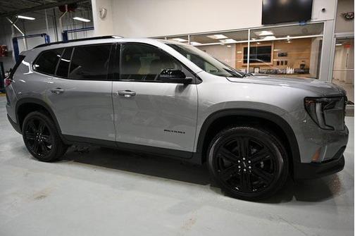 2026 GMC Acadia Elevation FWD