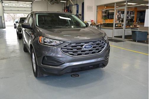 2021 Ford Edge SE