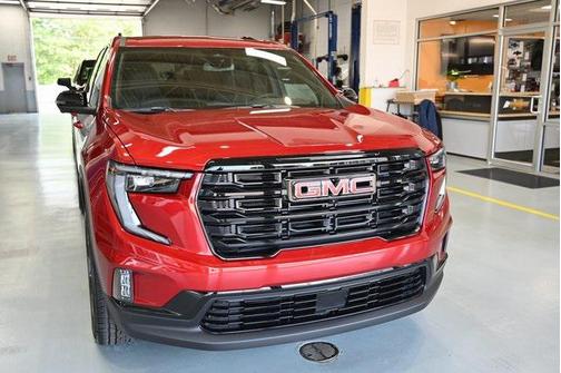 2025 GMC Acadia FWD Elevation