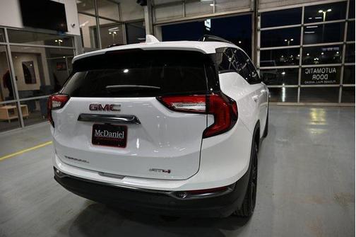 2023 GMC Terrain AWD AT4