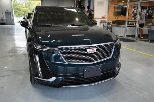2025 Cadillac XT6 Premium Luxury AWD