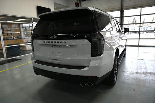 2026 Chevrolet Suburban Z71, 4WD