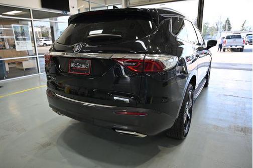 2023 Buick Enclave Essence FWD