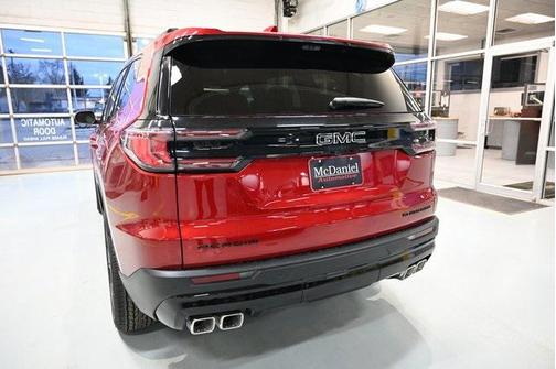 2026 GMC Acadia Elevation FWD