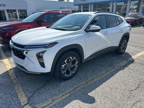 2025 Chevrolet Trax LT