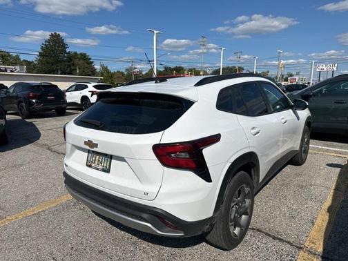 2025 Chevrolet Trax LT