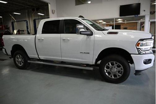 2023 RAM 2500 Laramie Crew Cab 4x4 6'4' Box