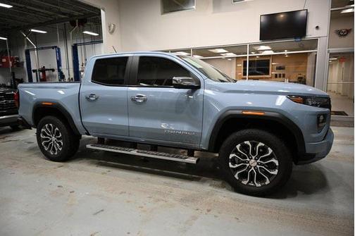 2025 GMC Canyon Denali