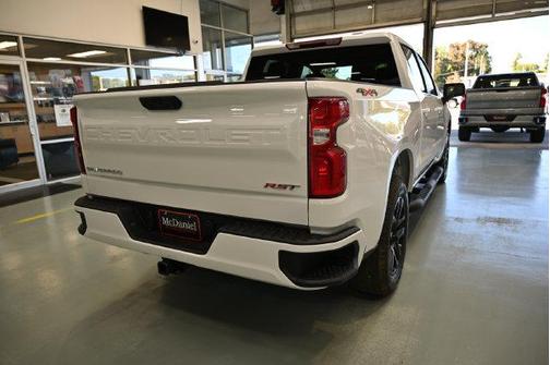 Summit White 2026 Chevrolet Silverado 1500 RST