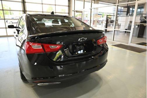 Mosaic Black Metallic 2024 Chevrolet Malibu FWD RS