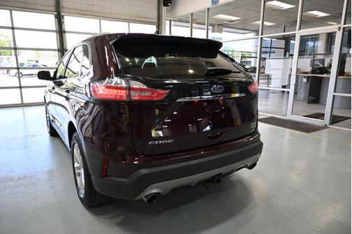 Burgundy Velvet Metallic Tinted Clearcoat 2020 Ford Edge SEL