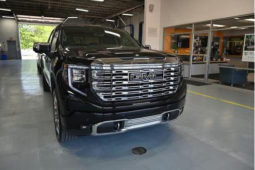 Onyx Black 2026 GMC Sierra 1500 Denali