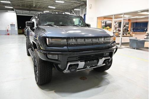 2026 GMC HUMMER EV SUV 2X