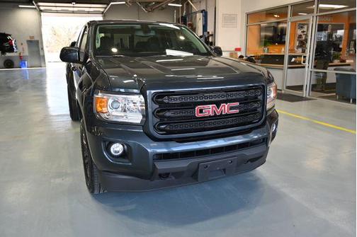 Dark Sky Metallic 2019 GMC Canyon SLE