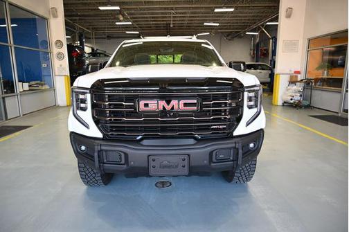 Summit White 2025 GMC Sierra 1500 AT4X