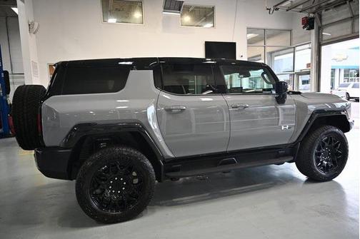 2026 GMC HUMMER EV SUV 2X