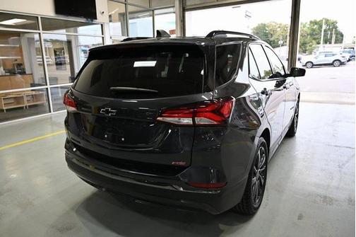 2022 Chevrolet Equinox FWD RS