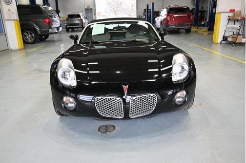2007 Pontiac Solstice Base