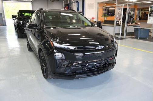 Mosaic Black Metallic 2027 Chevrolet Bolt RS FWD