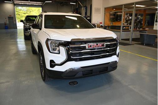 Summit White 2026 GMC Terrain FWD Elevation